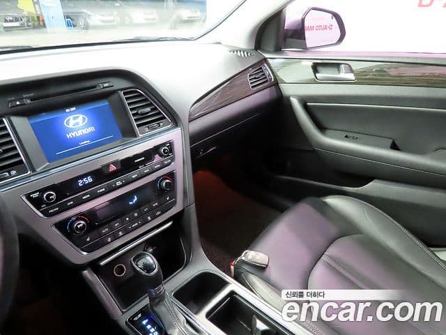 Hyundai LF Sonata 2.0 Smart, 2015 11