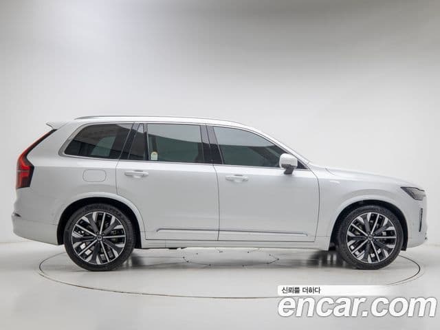 Volvo XC90 2세대 B6 Ultra Bright, 2026 4