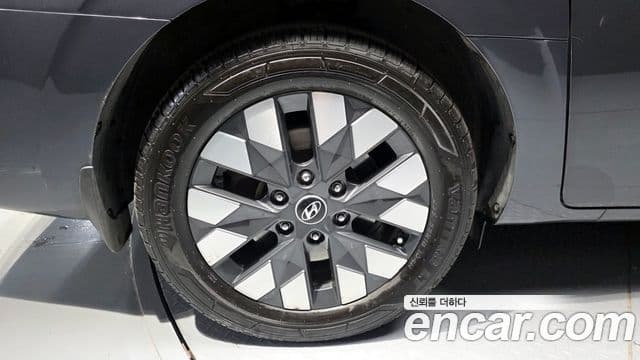 Hyundai Staria Inspiration, 2022 все фото