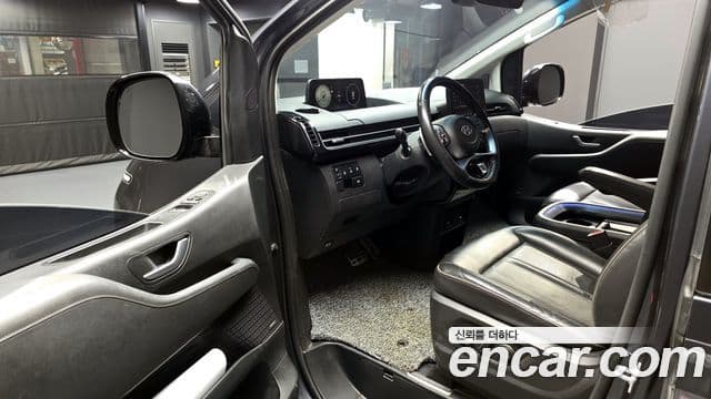 Hyundai Staria Inspiration, 2022 10