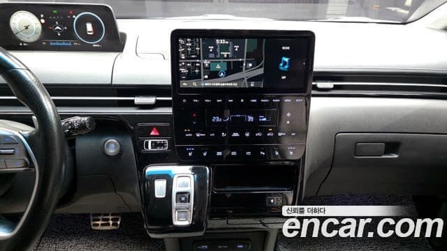 Hyundai Staria Inspiration, 2022 14