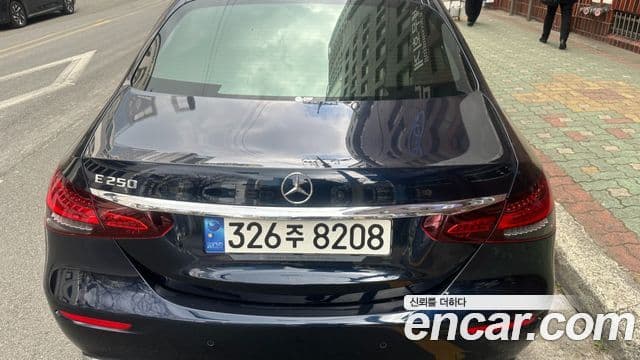 Mercedes-Benz E-класс W213 Avantgarde, 2022 4