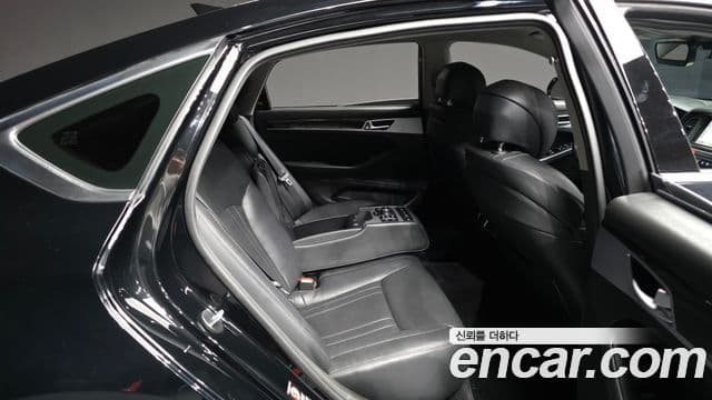 Genesis G80 Luxury, 2017 12