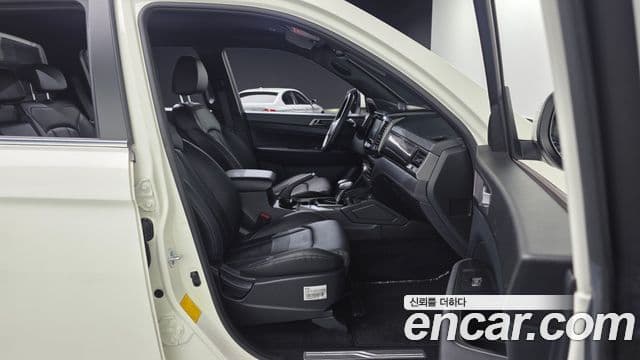 KG모빌리티(SsangYong) The / новый New Rexton Sport 칸 Prestige, 2021 12