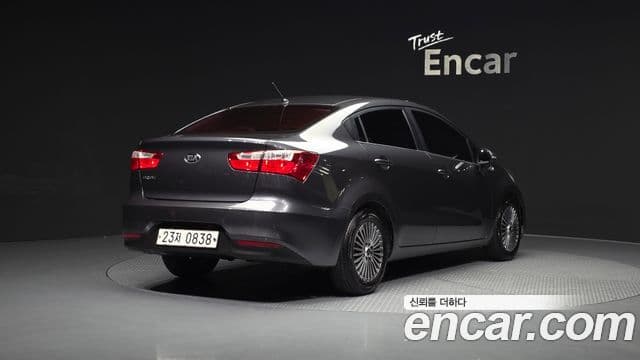 Kia The / новый New Pride Luxury, 2016 2