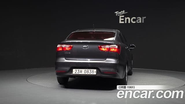 Kia The / новый New Pride Luxury, 2016 4