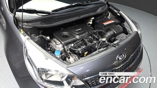 Kia The / новый New Pride Luxury, 2016 6