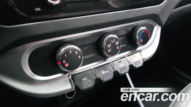 Kia The / новый New Pride Luxury, 2016 15