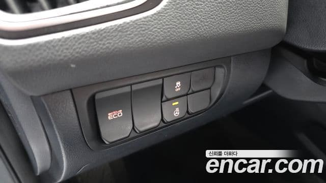 Kia The / новый New Pride Luxury, 2016 18