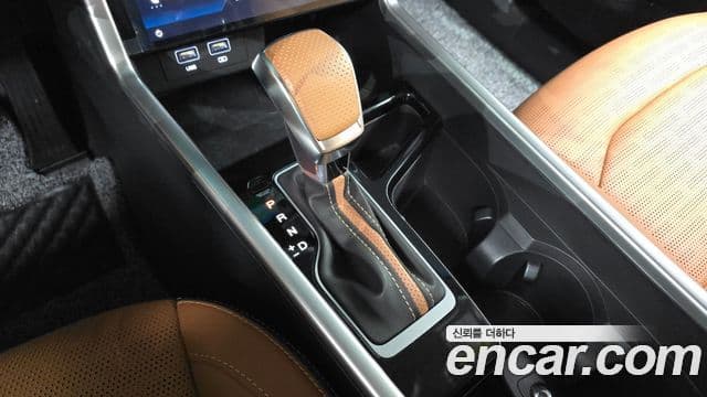 KG모빌리티(SsangYong) Torres T7, 2024 9