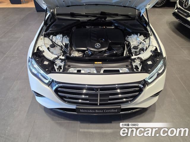 Mercedes-Benz E-класс W214 Exclusive, 2025 6