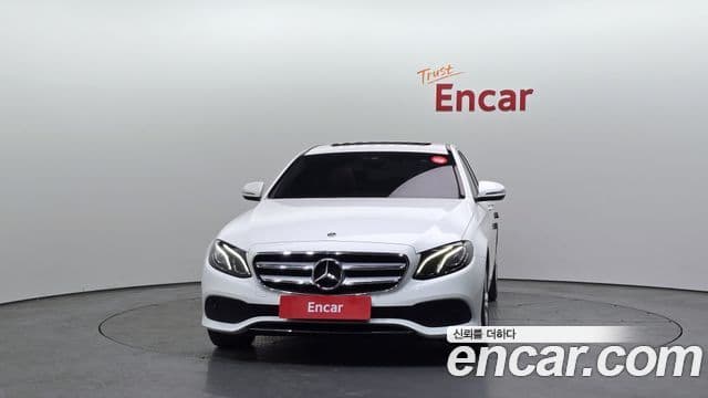 Mercedes-Benz E-класс W213 Avantgarde, 2018 3