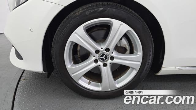 Mercedes-Benz E-класс W213 Avantgarde, 2018 все фото