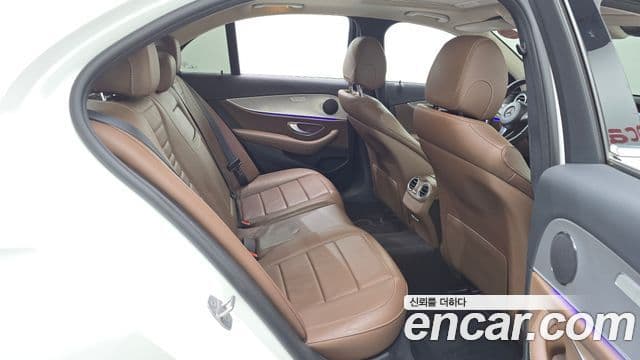 Mercedes-Benz E-класс W213 Avantgarde, 2018 12