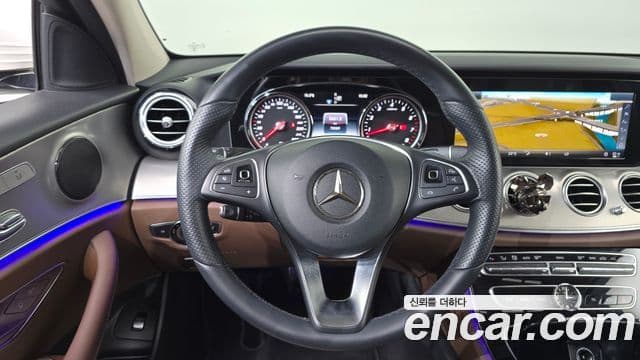 Mercedes-Benz E-класс W213 Avantgarde, 2018 13