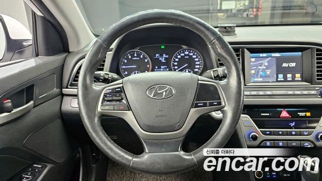 Hyundai Avante AD 1.6 GDI Smart, 2017 13