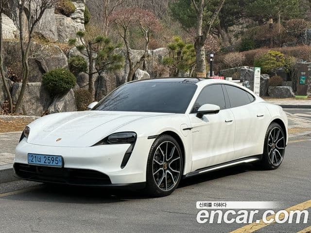 Porsche 타이칸 базовый, 2024 1