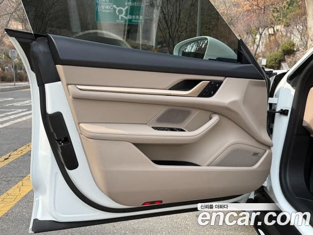 Porsche 타이칸 базовый, 2024 все фото