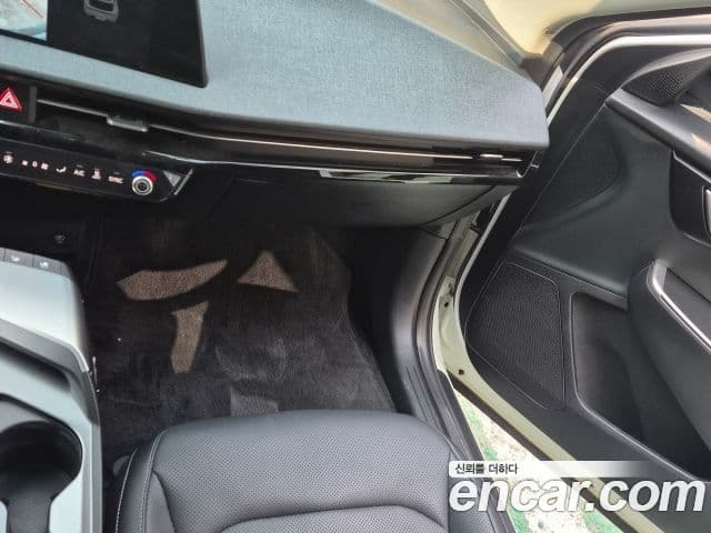 Kia EV6 Air, 2024 8