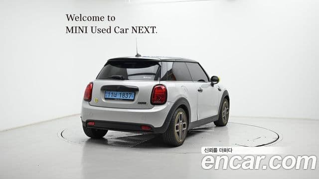 Mini Cooper Электрический (Electric) 4세대 SE Classic, 2022 2
