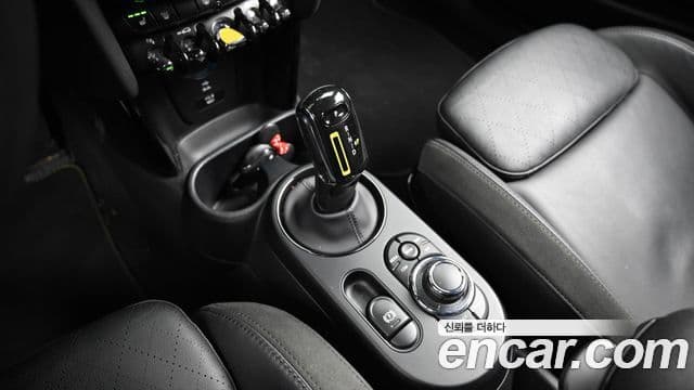 Mini Cooper Электрический (Electric) 4세대 SE Classic, 2022 9