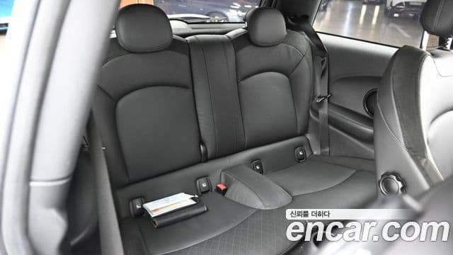 Mini Cooper Электрический (Electric) 4세대 SE Classic, 2022 12