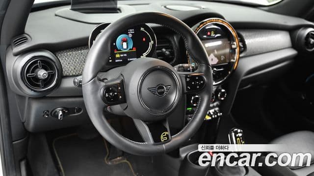 Mini Cooper Электрический (Electric) 4세대 SE Classic, 2022 13