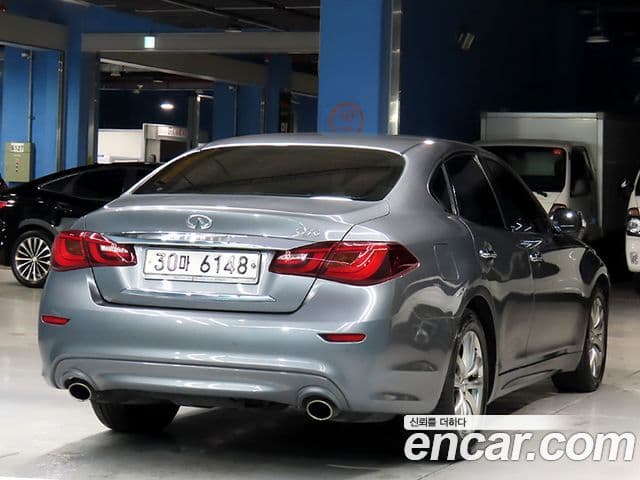 Infiniti Q70 Style, 2015 2