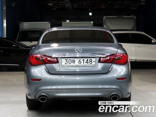 Infiniti Q70 Style, 2015 4