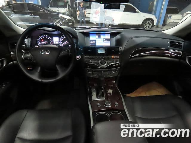 Infiniti Q70 Style, 2015 7