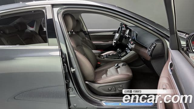 Hyundai Grandeur IG Special, 2019 10