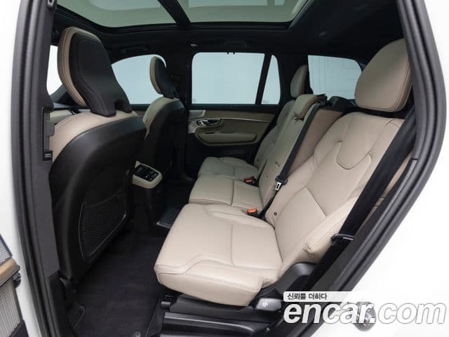 Volvo XC90 2세대 T8 Ultra Bright гибрид, 2026 10