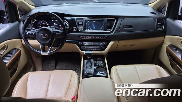 Kia All New Carnival Noblesse, 2017 7