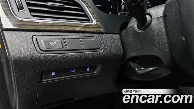 Hyundai LF Sonata 2.0 Smart, 2015 18