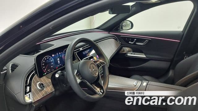 Mercedes-Benz E-класс W214 Exclusive, 2025 9