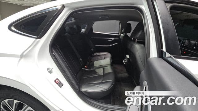 Hyundai Sonata гибрид (DN8) Modern, 2022 12