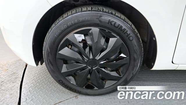 Kia The / новый New Ray Standard, 2022 все фото