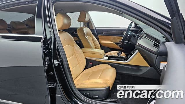 Kia K7 Premier гибрид Signature, 2020 10