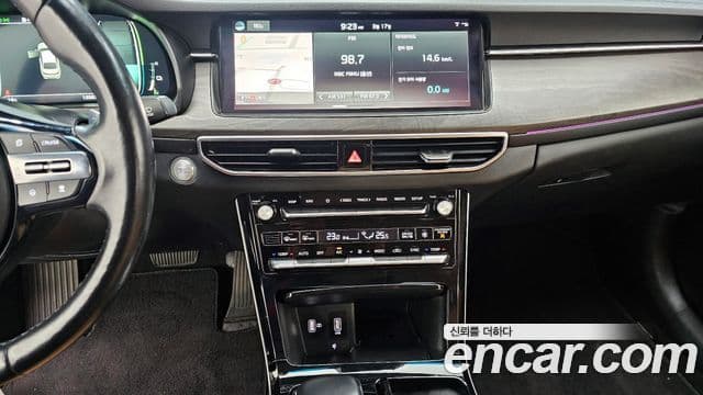 Kia K7 Premier гибрид Signature, 2020 14