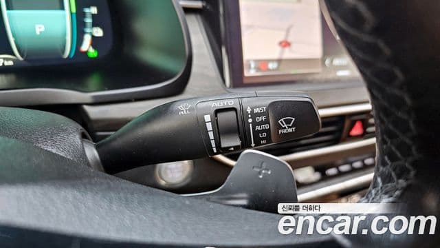 Kia K7 Premier гибрид Signature, 2020 18