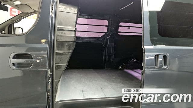 Hyundai Grand Starex Smart, 2017 10