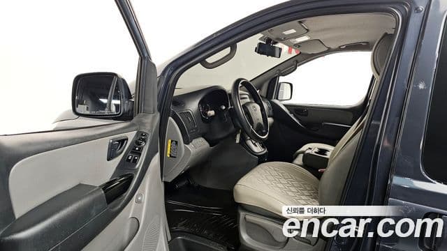 Hyundai Grand Starex Smart, 2017 11