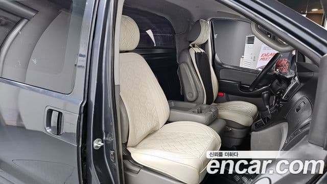 Hyundai Grand Starex Smart, 2017 12