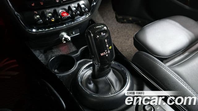 Mini Cooper 클럽맨 2세대, 2022 9