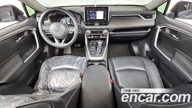 Toyota RAV4 5세대, 2019 7