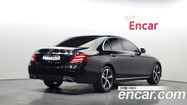 Mercedes-Benz E-класс W213 Avantgarde, 2020 2