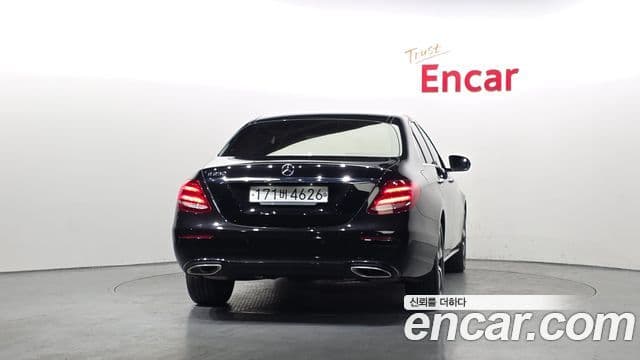 Mercedes-Benz E-класс W213 Avantgarde, 2020 4