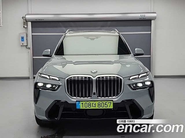 BMW X7 (G07) xDrive 40i M Sport 6인승, 2024 2