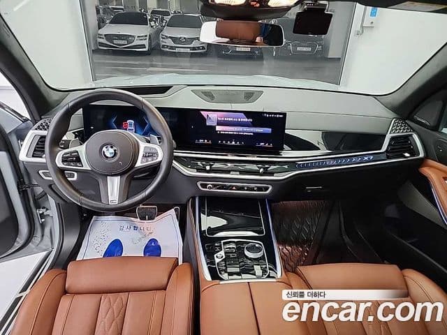 BMW X7 (G07) xDrive 40i M Sport 6인승, 2024 7