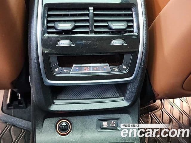 BMW X7 (G07) xDrive 40i M Sport 6인승, 2024 12